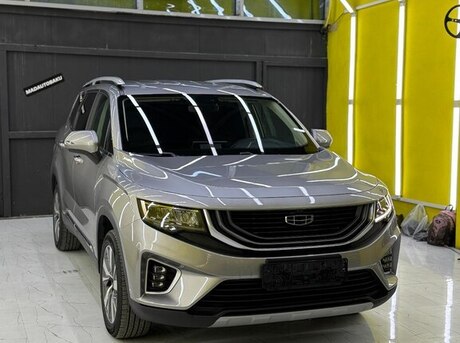 Geely Okavango 2022