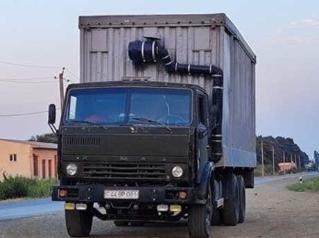KamAz 53212 1990