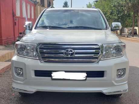 Toyota Land Cruiser 2012