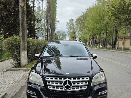 Mercedes ML 350 4MATIC 2010