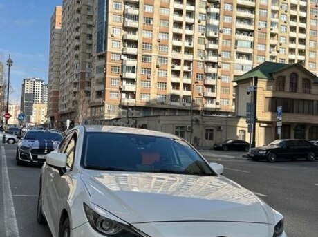 Mazda 3 2015