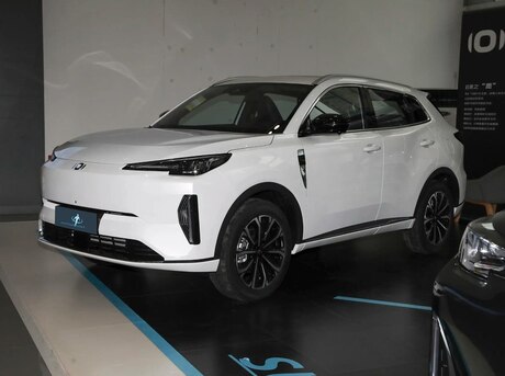 Changan Qiyuan Q05 2025