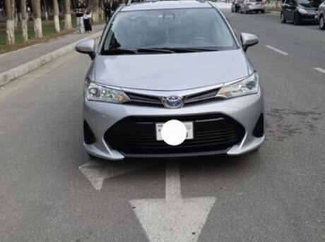 Toyota Corolla Fielder 2018