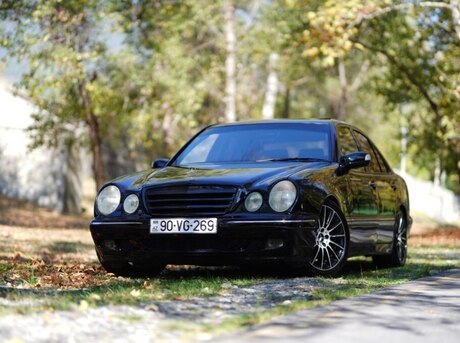 Mercedes E 320 2000