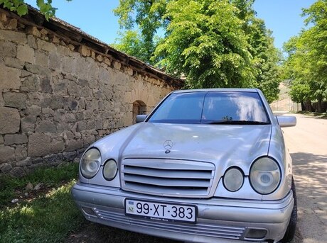 Mercedes E 240 1997