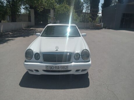 Mercedes E 240 1998