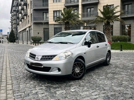 Nissan Tiida 2011