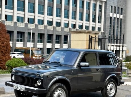 LADA (VAZ) Niva 2021