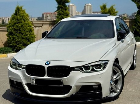 BMW 330 2017