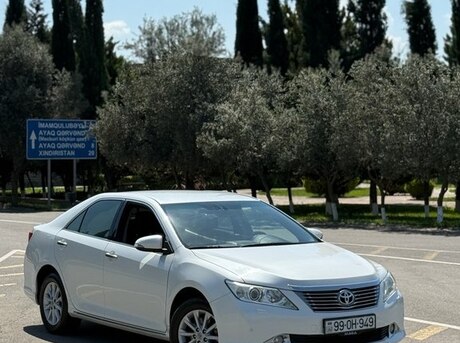Toyota Camry 2014