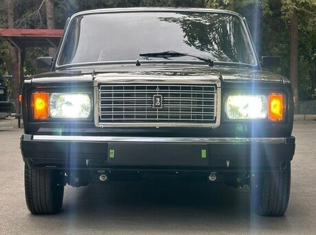 LADA (VAZ) 2107 2010