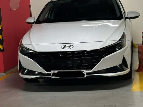 Hyundai Elantra 2021