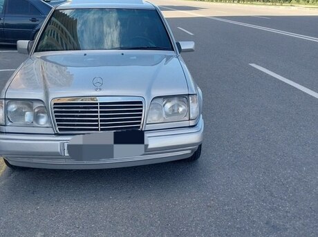 Mercedes E 220 1995