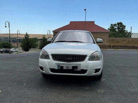 LADA (VAZ) Priora 2018