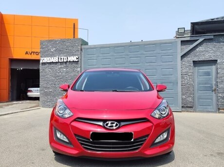 Hyundai Elantra 2013
