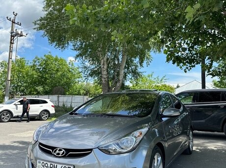 Hyundai Elantra 2011