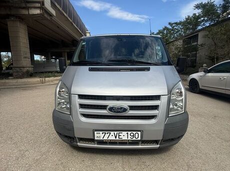 Ford Transit 2011