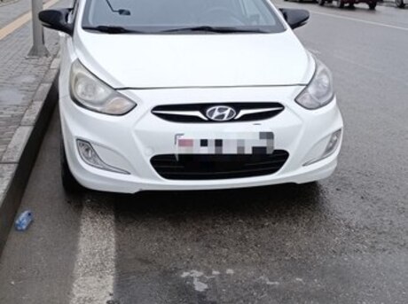 Hyundai Accent 2011