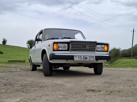 LADA (VAZ) 2107 2010