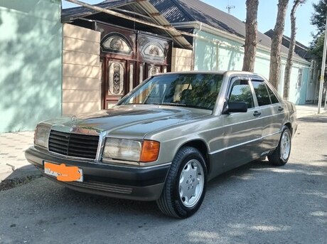 Mercedes 190 1990