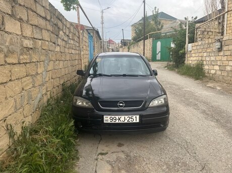 Opel Astra 2000