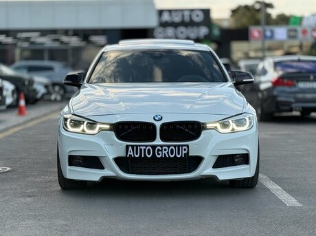 BMW 328 2017