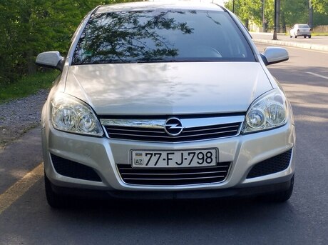 Opel Astra 2008