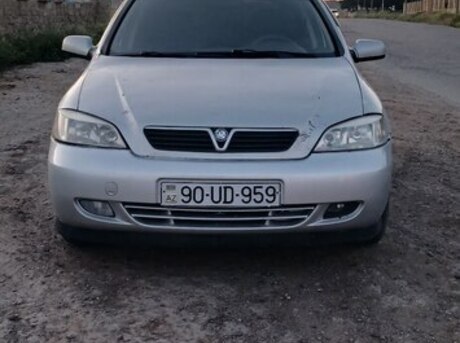 Opel Astra 2000