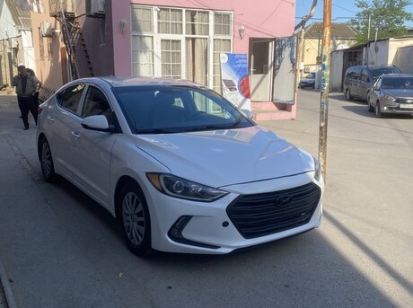 Hyundai Elantra 2016