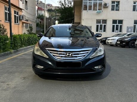 Hyundai Sonata 2011