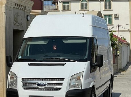 Ford Transit 2012