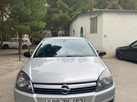 Opel Astra 2004