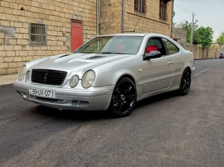 Mercedes  1999