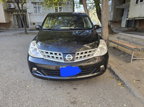 Nissan Tiida 2008