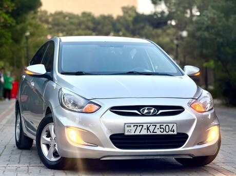 Hyundai Accent 2011