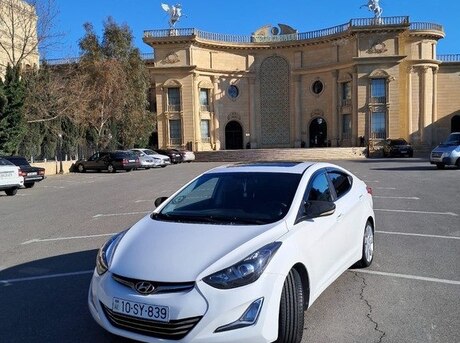 Hyundai Elantra 2011