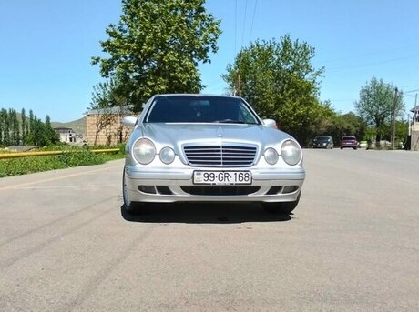 Mercedes E 240 2000