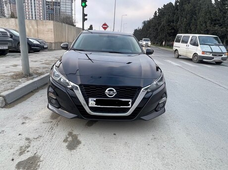 Nissan Altima 2018