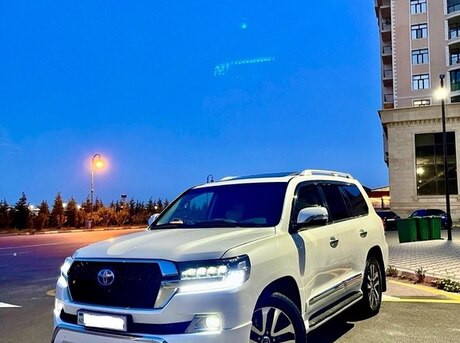 Toyota Land Cruiser 2013