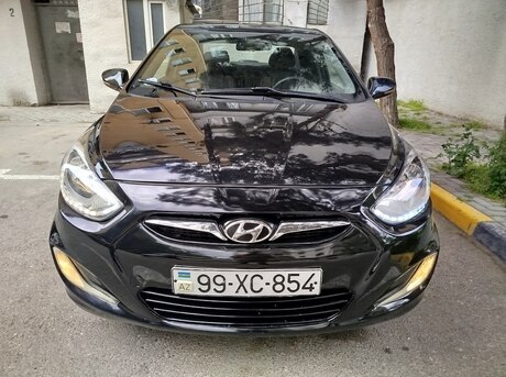 Hyundai Accent 2011