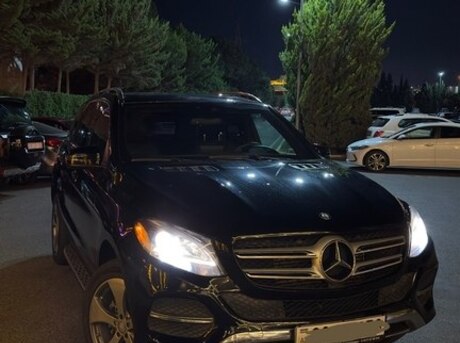 Mercedes  2015