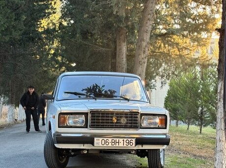 LADA (VAZ) 2107 2010