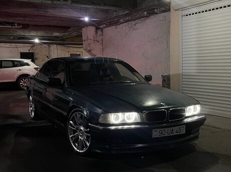 BMW 740 1995