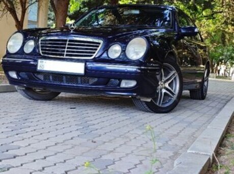 Mercedes E 240 2000