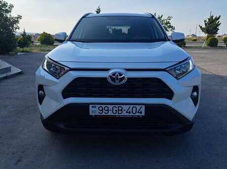 Toyota RAV4 2021