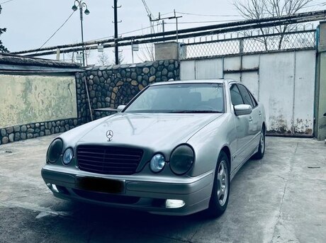Mercedes E 220 d 2001