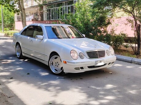 Mercedes E 320 2000