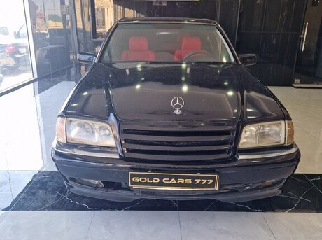 Mercedes C 230