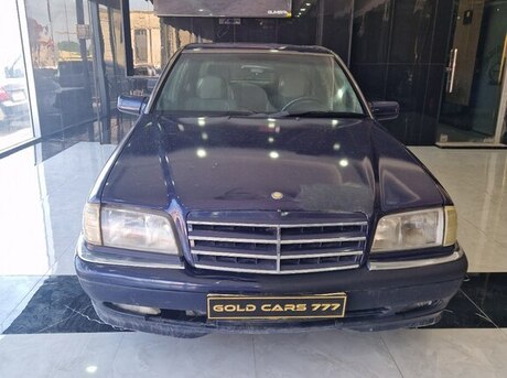 Mercedes C 180