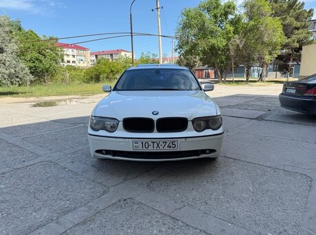 BMW 735 2005
